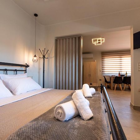 Demi'S Apartments Near Athen'S Airport Ártemida Kültér fotó