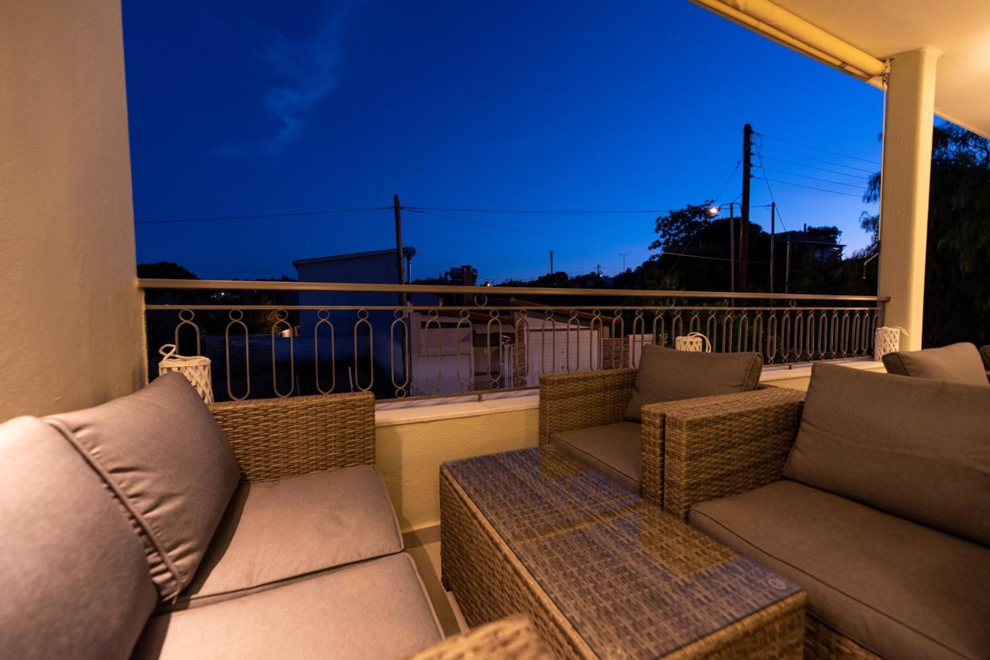 Demi'S Apartments Near Athen'S Airport Ártemida Kültér fotó