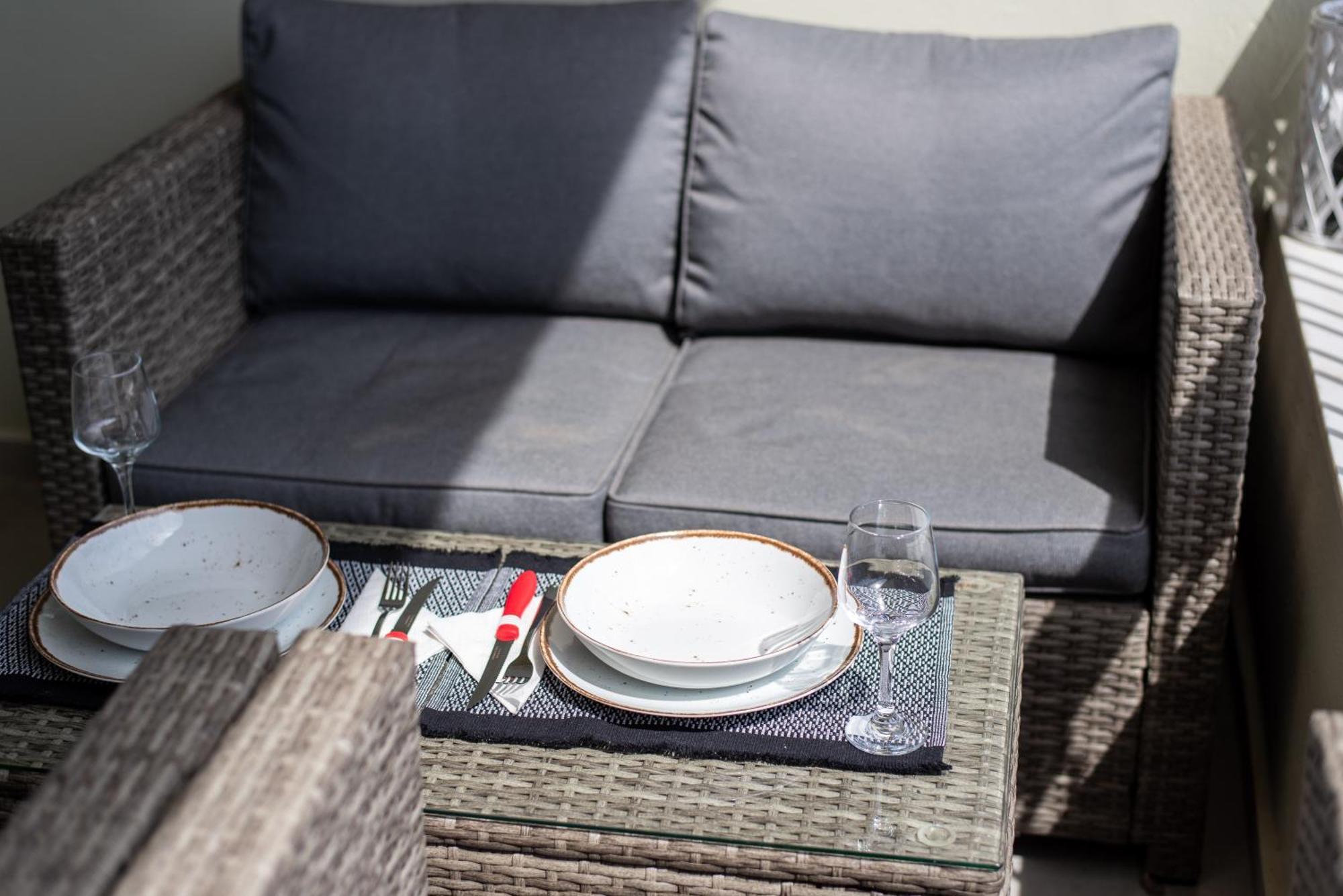 Demi'S Apartments Near Athen'S Airport Ártemida Kültér fotó