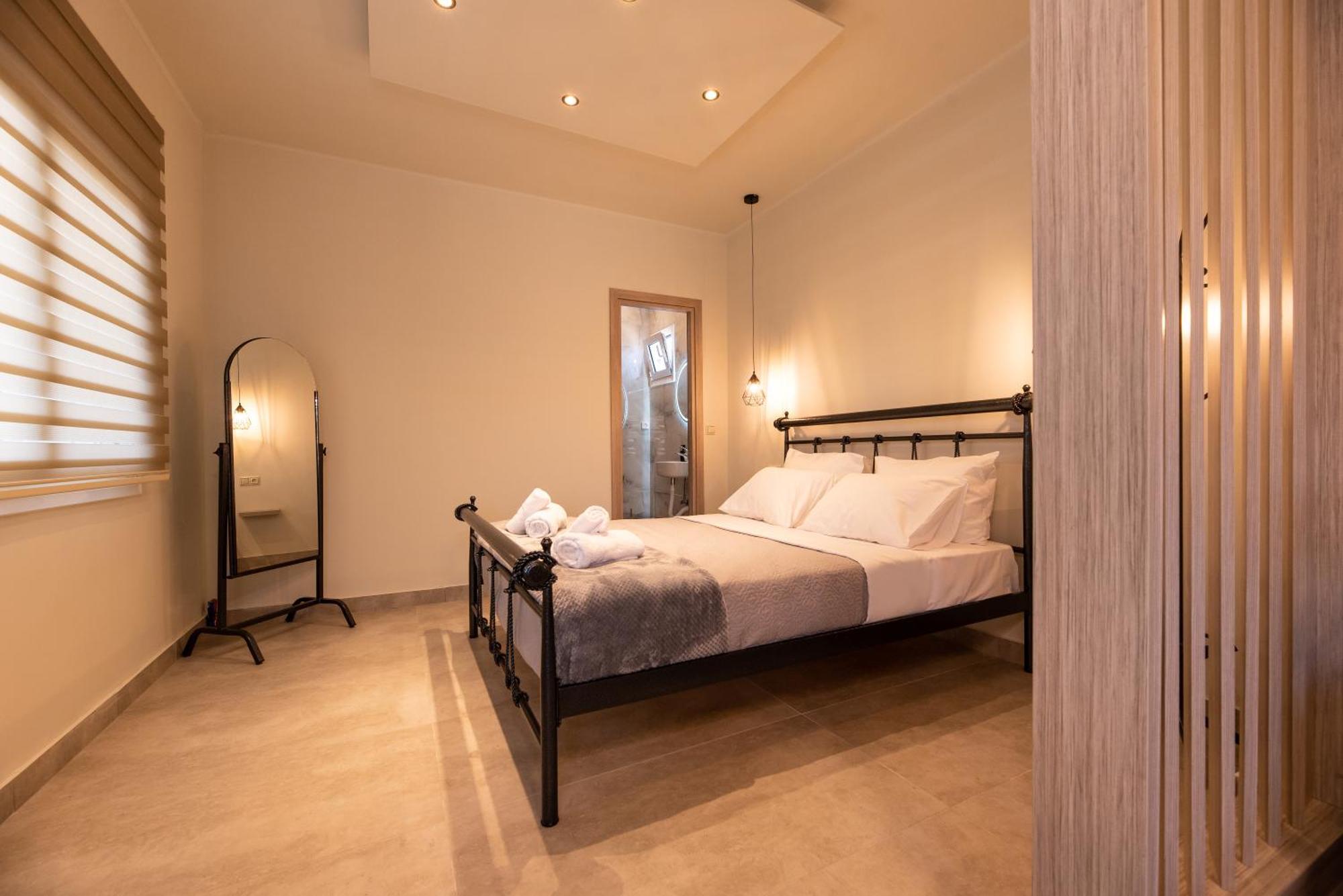 Demi'S Apartments Near Athen'S Airport Ártemida Kültér fotó